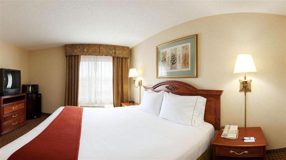 Holiday Inn Express Hotel & Suites Meadowlands Area By Ihg Карлштадт Екстер'єр фото
