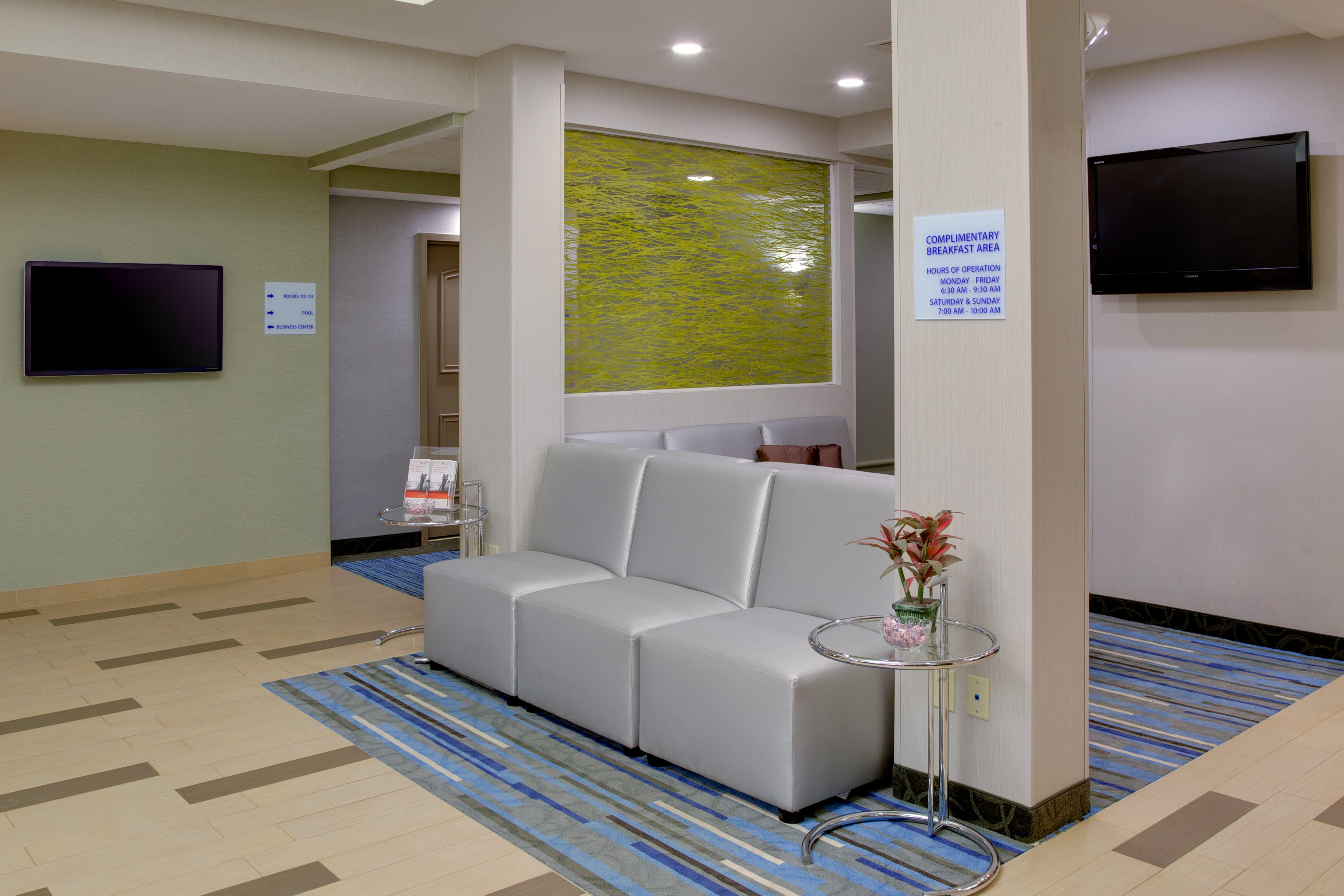 Holiday Inn Express Hotel & Suites Meadowlands Area By Ihg Карлштадт Екстер'єр фото