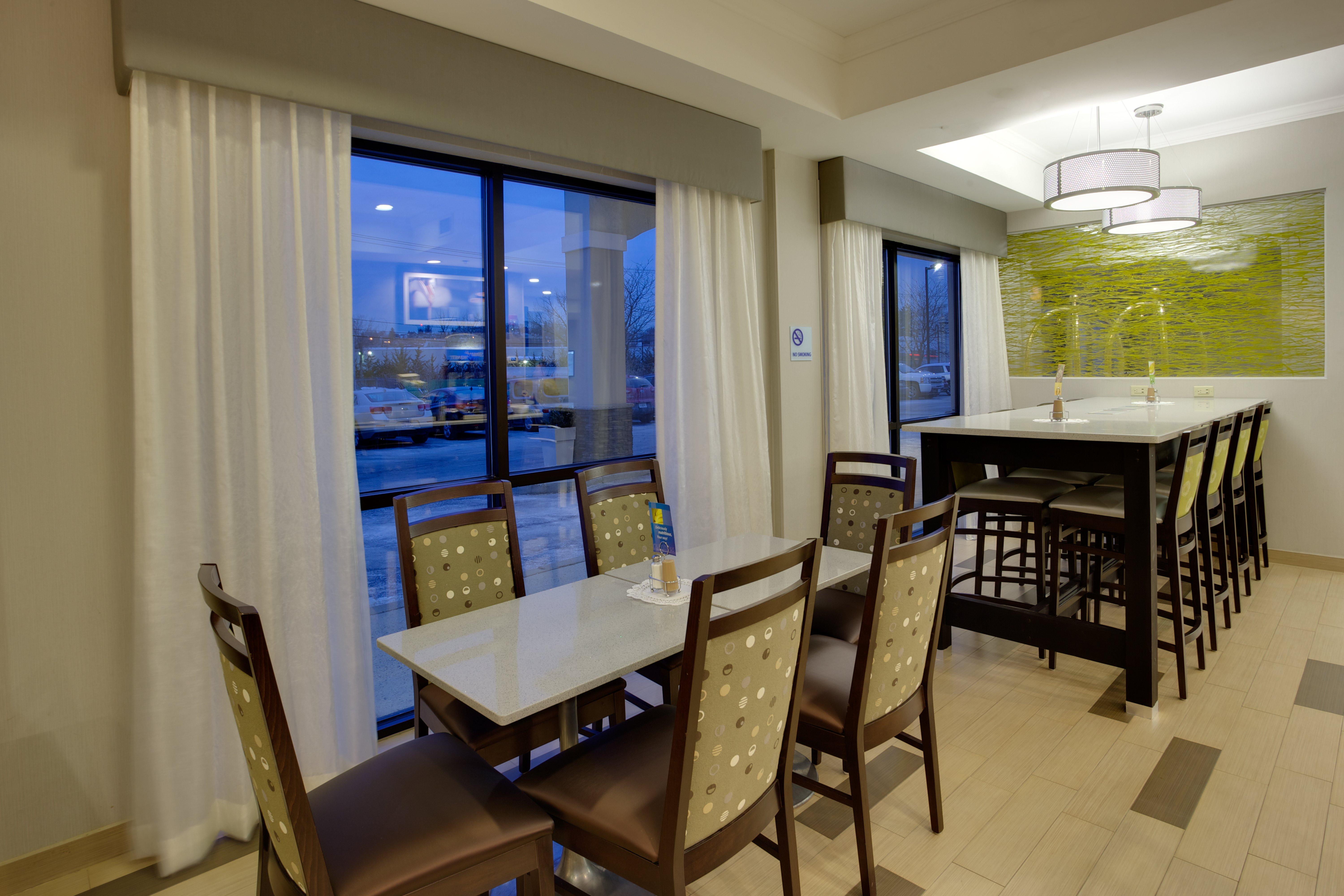 Holiday Inn Express Hotel & Suites Meadowlands Area By Ihg Карлштадт Екстер'єр фото