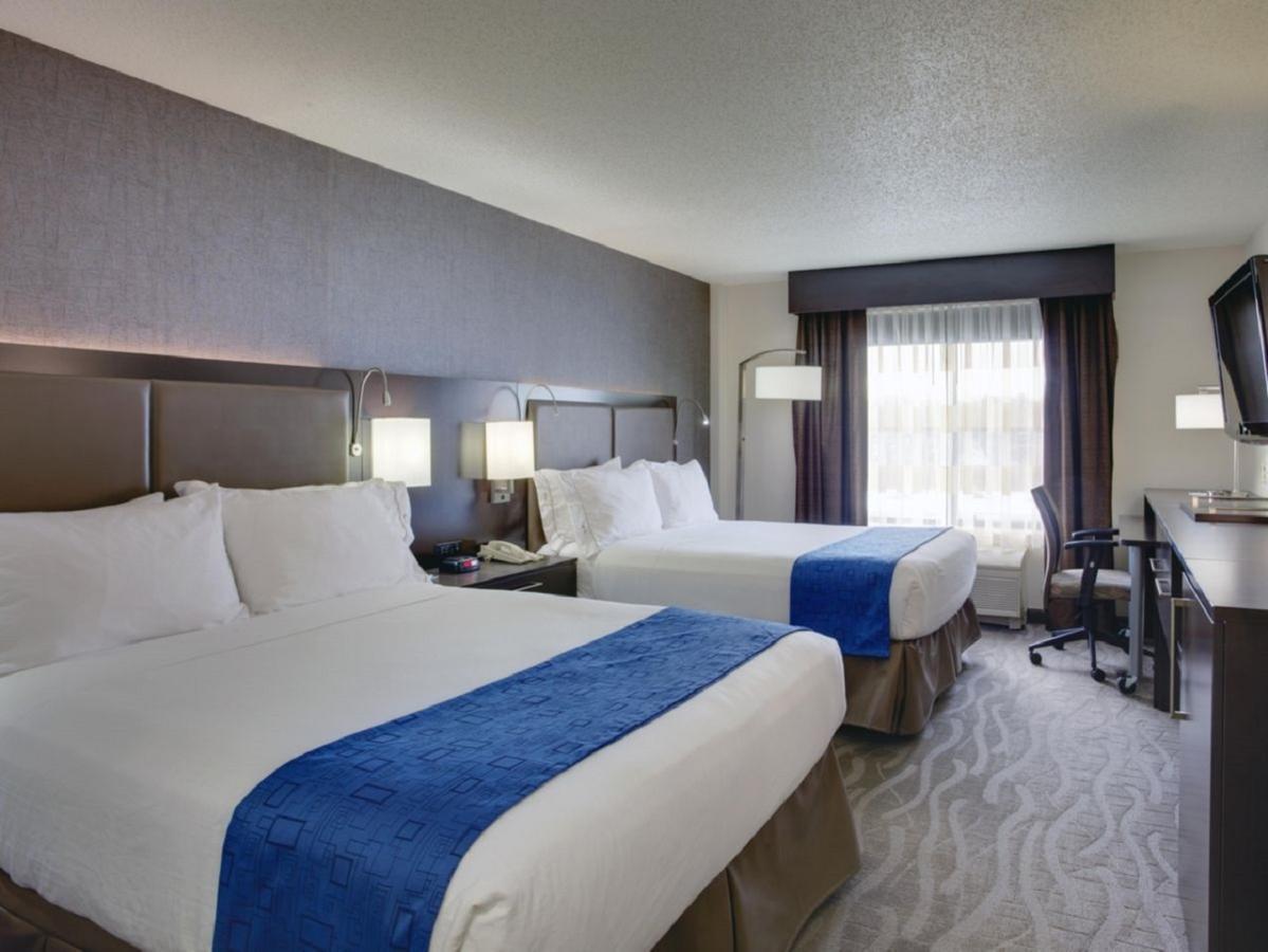 Holiday Inn Express Hotel & Suites Meadowlands Area By Ihg Карлштадт Екстер'єр фото